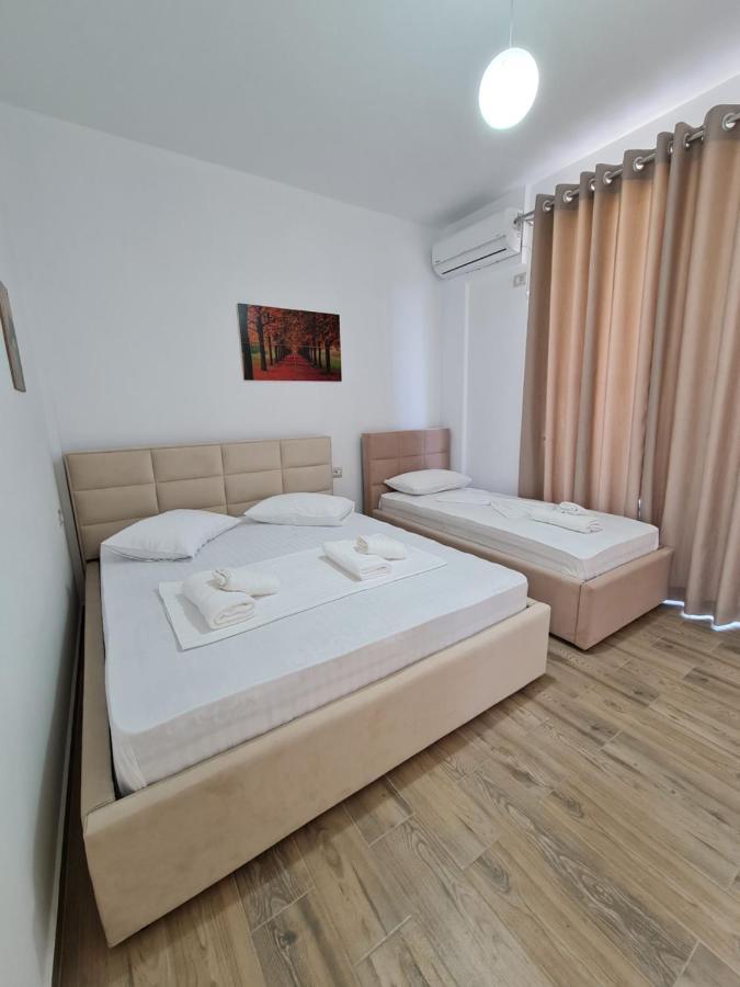 Hotel Veliaj Ксаміл Екстер'єр фото